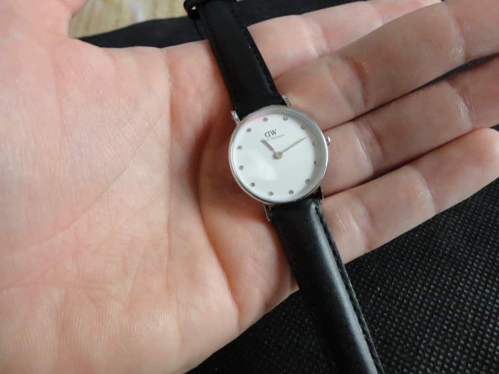 Daniel Wellington 0921DW in mano