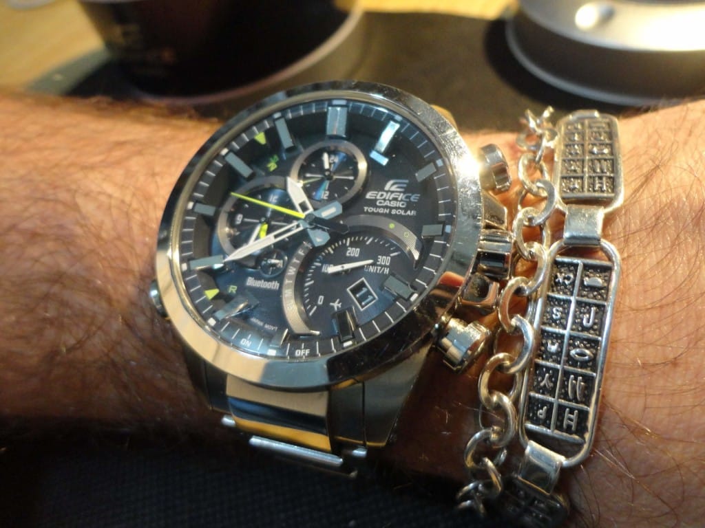 recensione Casio Edifice EQB-500D