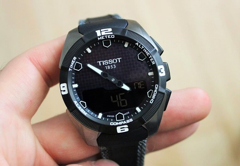 caratteristiche tissot t-touch