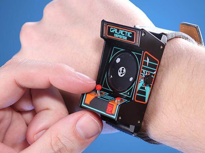 orologi strani e stravaganti