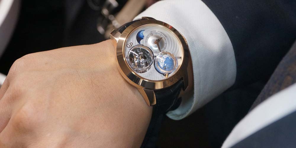 recensione Girard Perregaux Bridges Planetarium Tri-Axial