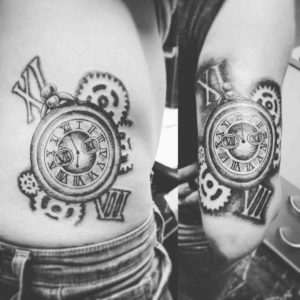 orologio a pendolo tattoo
