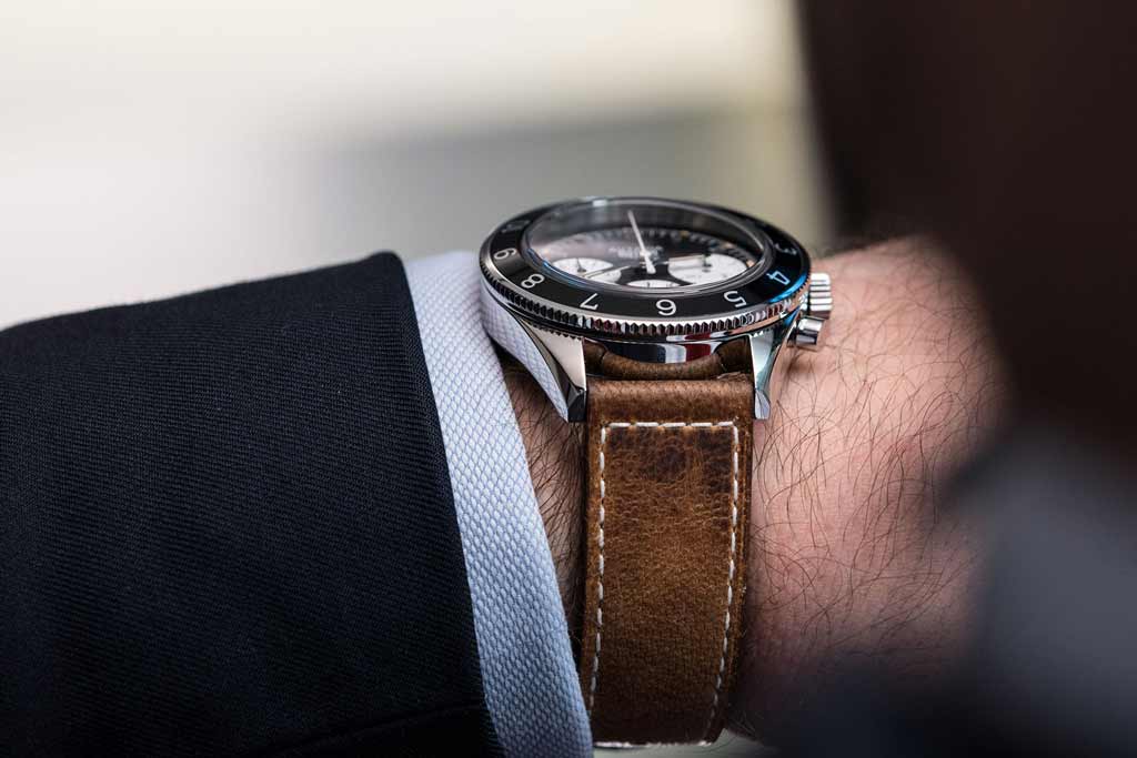 HEUER HERITAGE CALIBRE HEUER 02