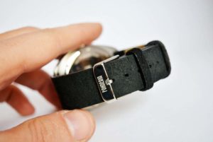 cinturino in pelle scamosciato