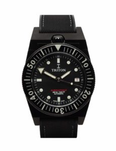 Triton Subphotique black