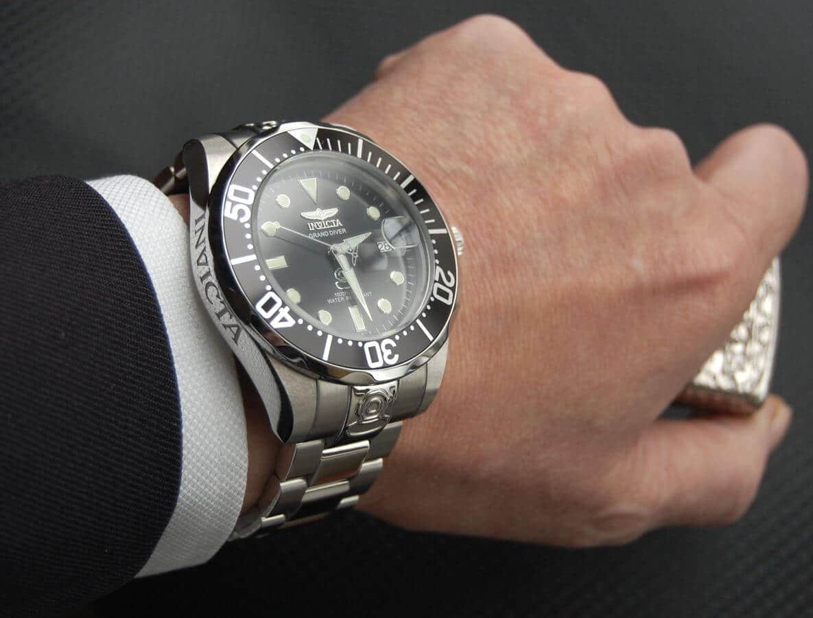 Invicta 3044 Uomo Nh35a