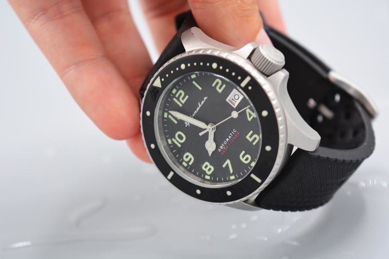 Review Spinnaker Spence SP-5066