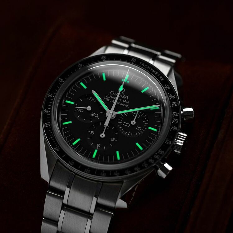 omega speedmaster con vetro in zaffiro