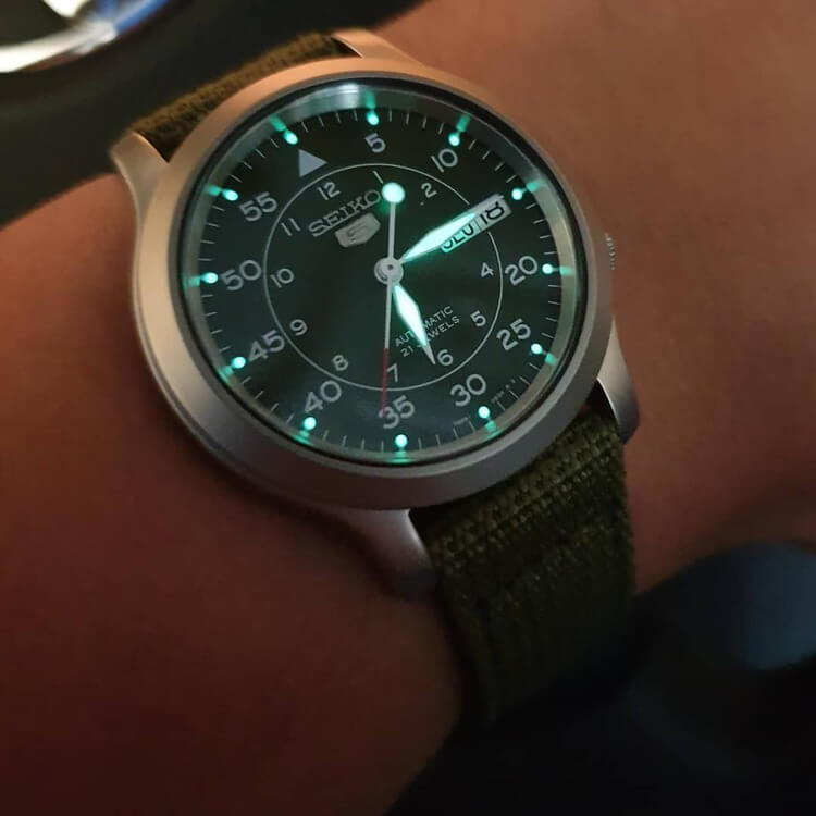 Luminosità SEIKO 5 SNK805K2