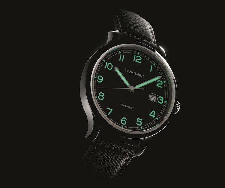 Super-LumiNova in Vendita