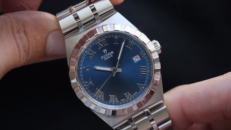 Tudor Royal recensione