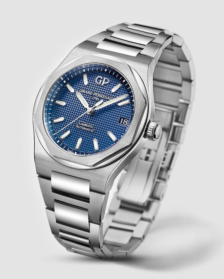 Girard Perregaux Laureato da 42 mm