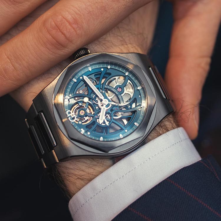 Girard-Perregaux Laureato Skeleton “Earth To Sky” Edition