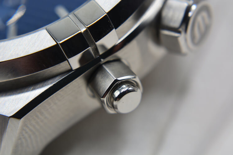 Pulsanti Maurice Lacroix Aikon Automatic Chronograph