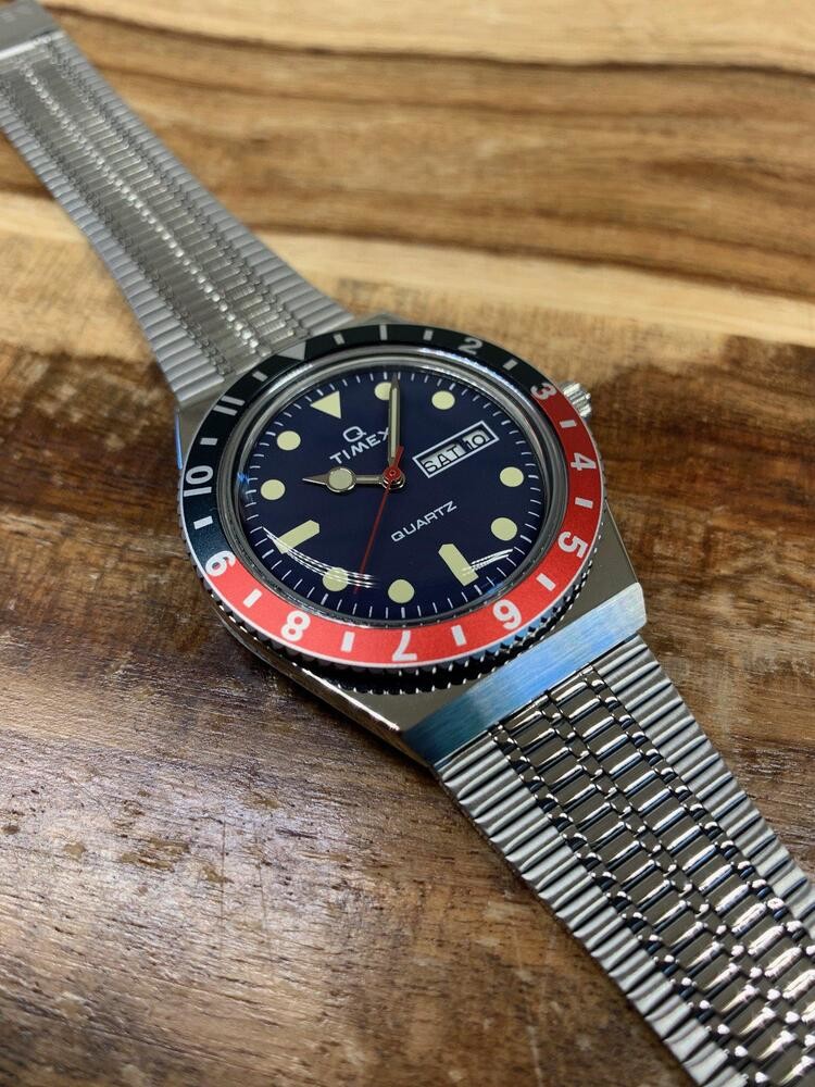 Nuovo Q Timex Reissue 