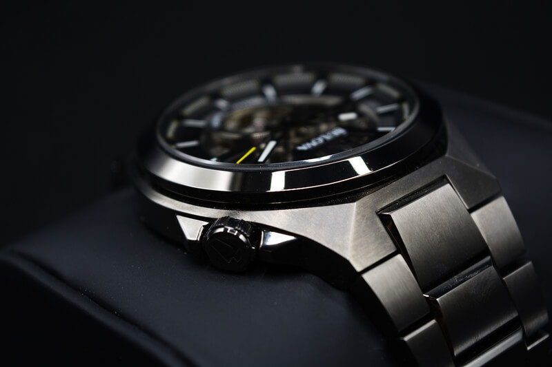 Bulova Maquina con corona al 2