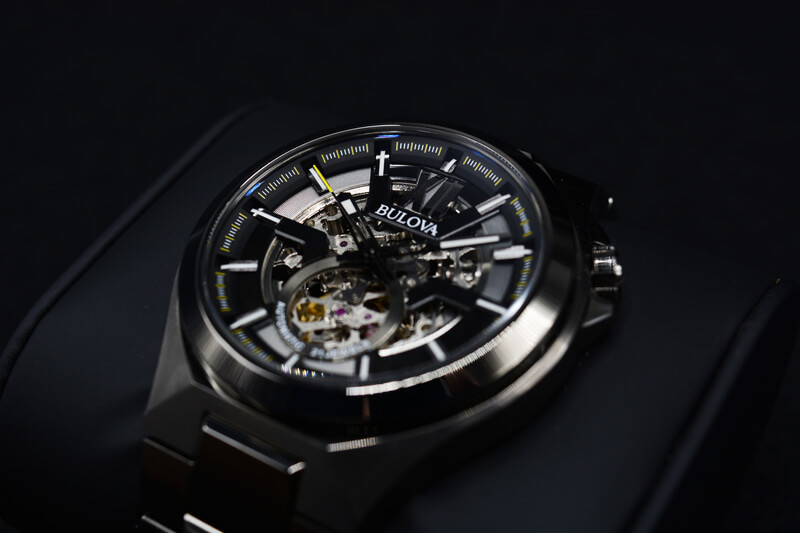 Bulova Maquina