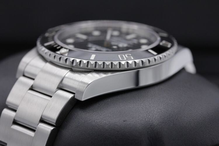 dimensione Rolex Submariner Ref 124060