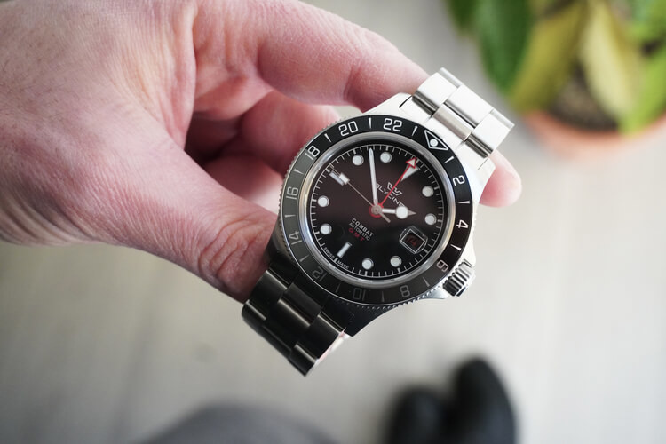 Glycine Combat Sub Sport 42 mm GMT Dettagli