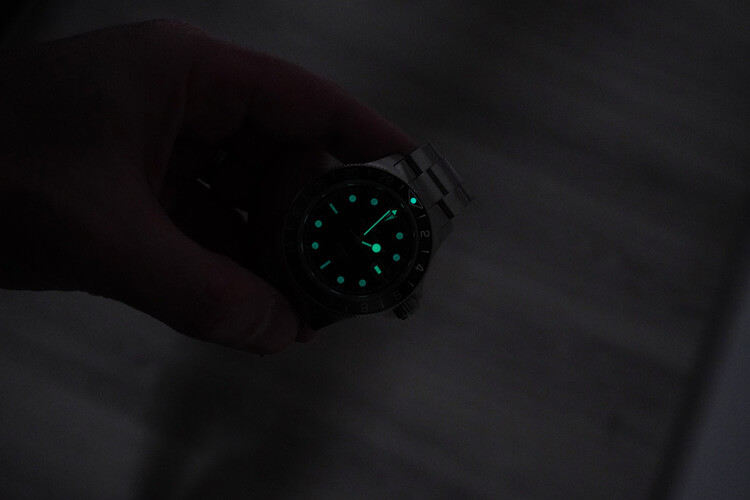 Luminosità Glycine Combat sub GMT