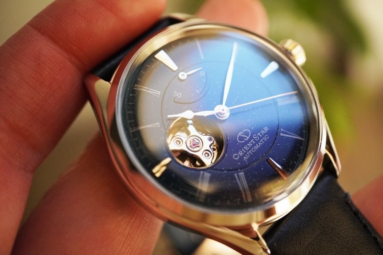 Orient Star Open Heart Semi-Skeleton caratteristiche vetro