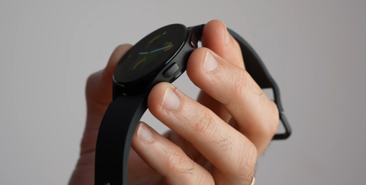 Samsung Galaxy Watch4 classic