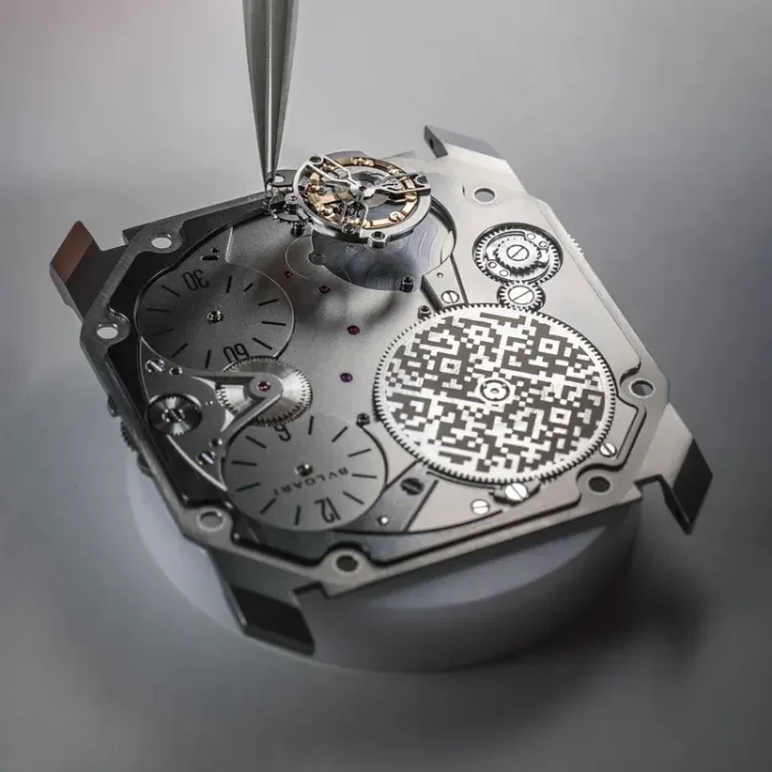 Bulgari Octo Finissimo Ultra movimento