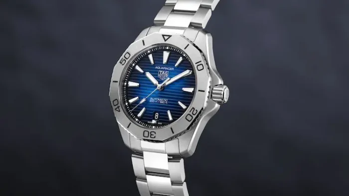 TAG HEUER AQUARACER PROFESSIONAL 200
