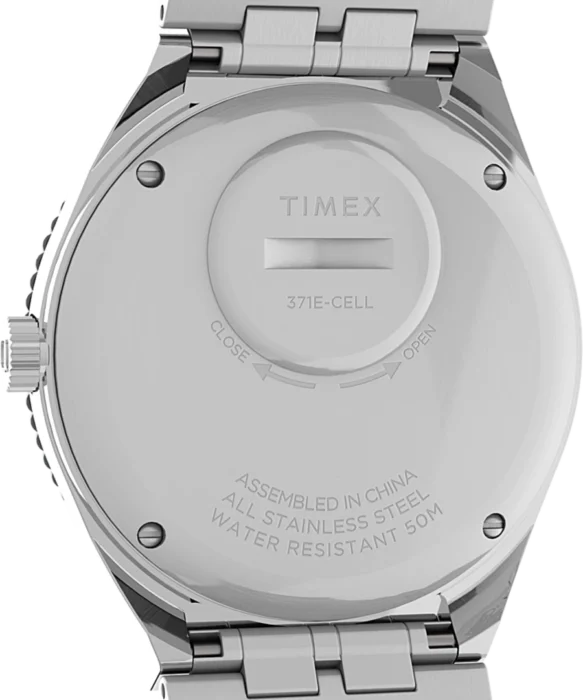 Q Timex GMT 38mm