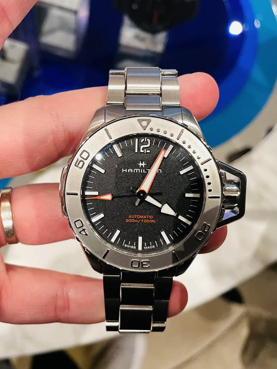 hamilton khaki frogman automatic