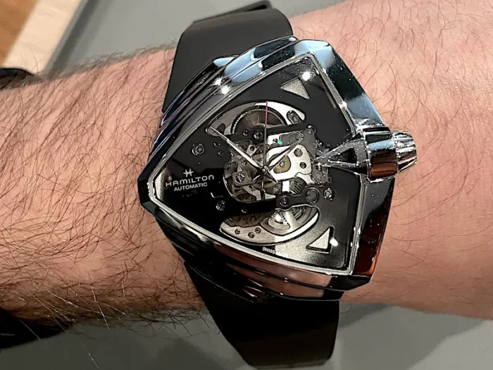 Hamilton Ventura XXL