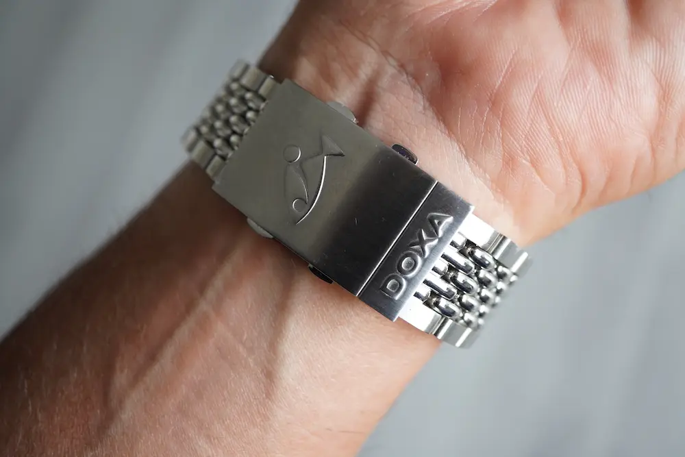 DOXA SUB 300T bracciale chicci di riso
