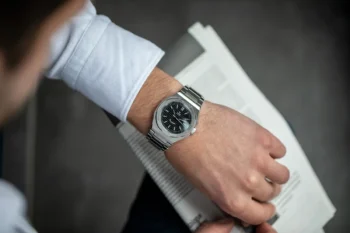 YEMA Wristmaster Traveller Micro-Rotor