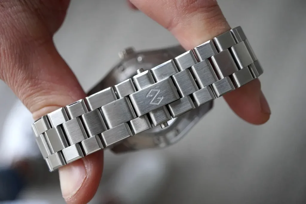Formex Essence ThirtyNine Chronometer Formex Essence ThirtyNine Chronometer