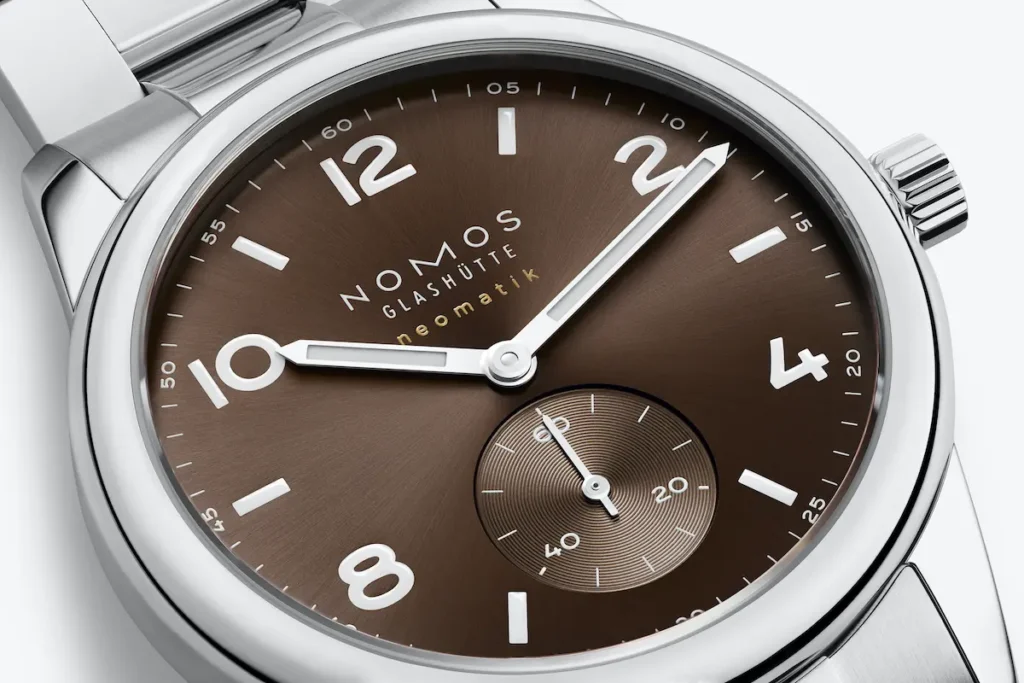 Nomos Club Sport Neomatik 39 Nomos Club Sport Neomatik 39