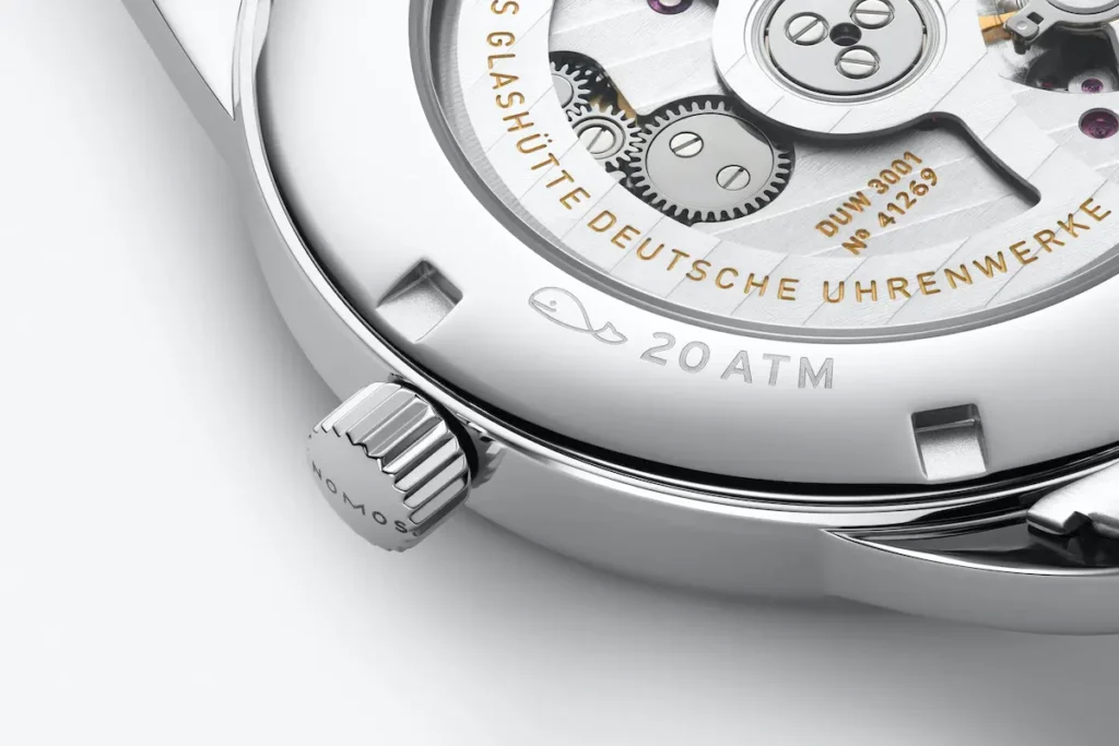 Nomos Club Sport Neomatik 39 Nomos Club Sport Neomatik 39