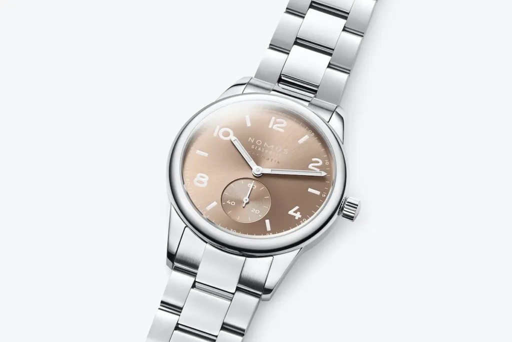 Nomos Club Sport Neomatik 39 Nomos Club Sport Neomatik 39
