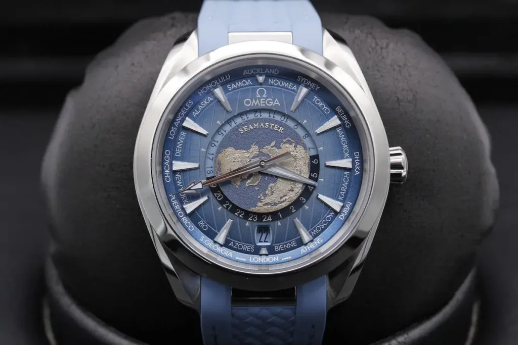 Omega Seamaster Aqua Terra GMT Worldtimer Summer Blue Omega Seamaster Aqua Terra GMT Worldtimer Summer Blue