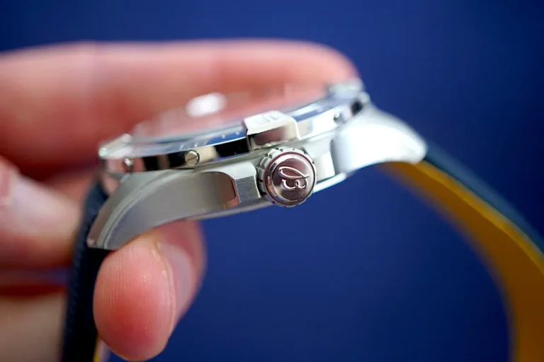 Breitling Avenger Automatic 42