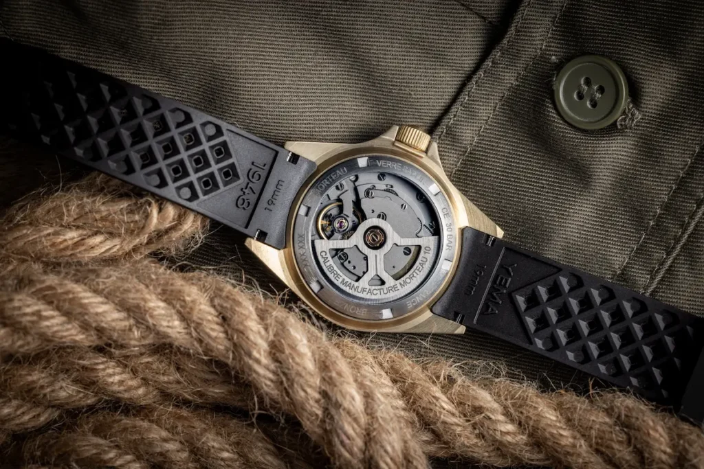 Yema Superman Bronze con calibro CMM.10