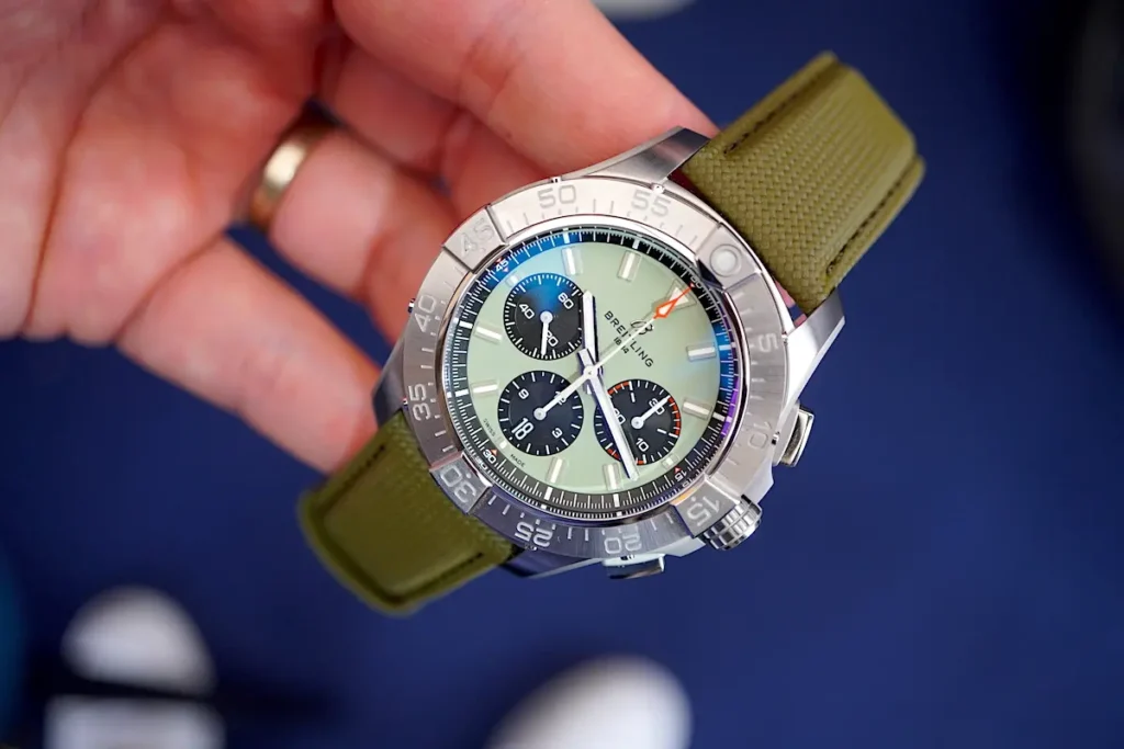 Breitling Avenger