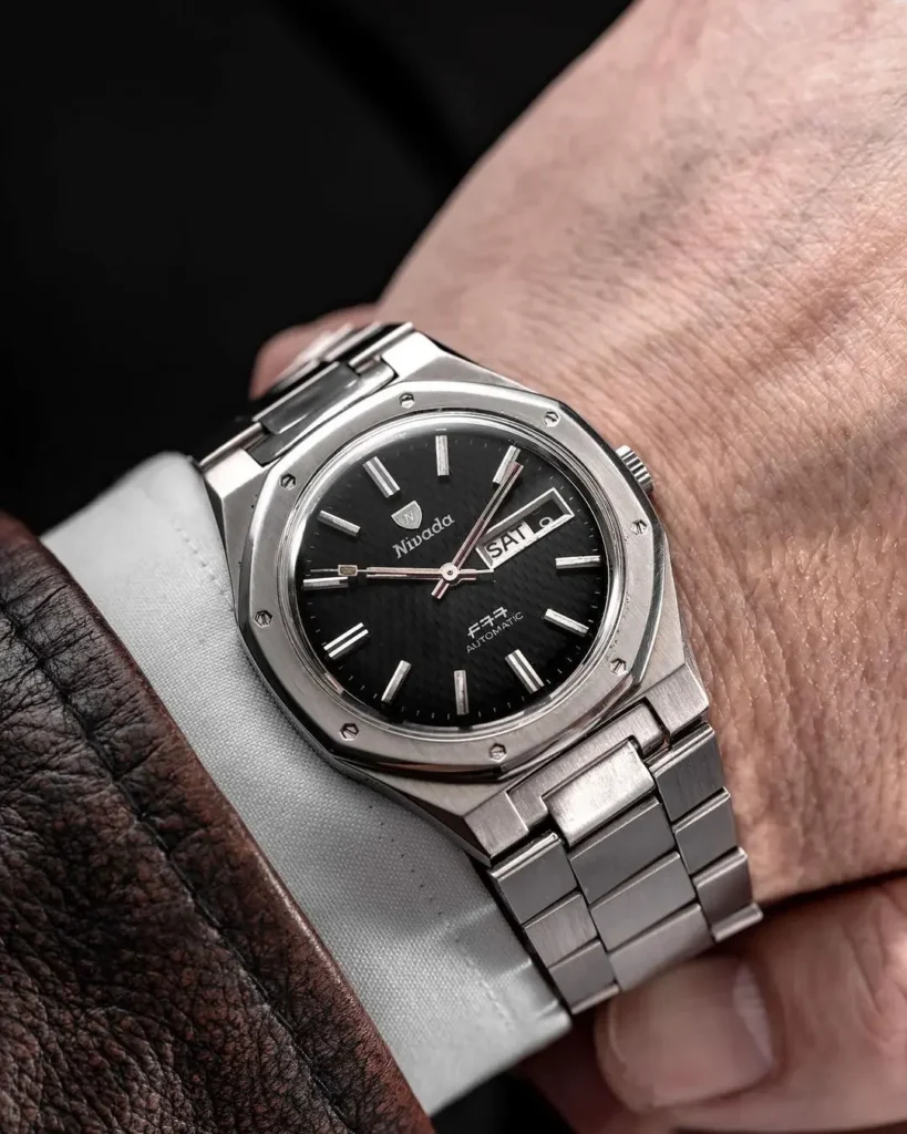 Nivada Grenchen F77