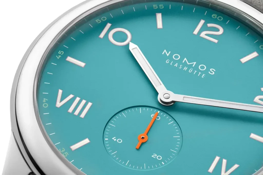 Nomos Glashütte Club Campus Rosso Nonstop e Blu Infinito