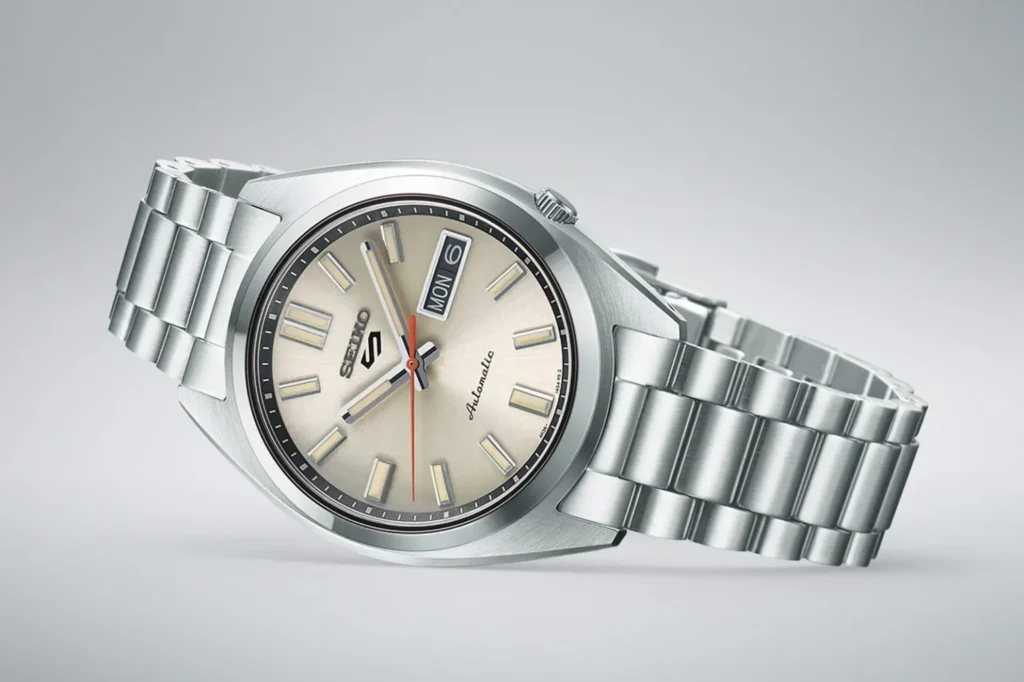 Seiko 5 Sports SNXS