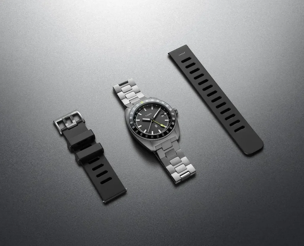 Timex x The James Brand Automatic GMT in Titanio