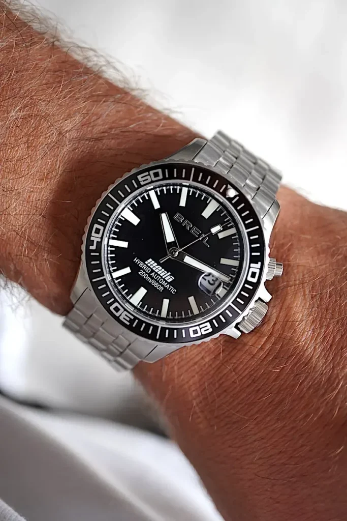 Breil Manta Pro Hybrid Automatic Breil Manta Pro Hybrid Automatic