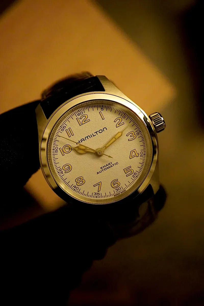 Hamilton Khaki Field Murph da 38mm con quadrante bianco Hamilton Khaki Field Murph da 38mm con quadrante bianco