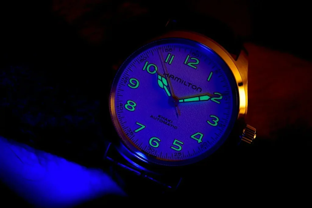 Hamilton Khaki Field Murph da 38mm con quadrante bianco Hamilton Khaki Field Murph da 38mm con quadrante bianco