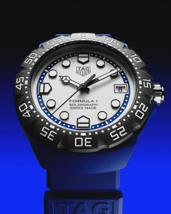 TAG Heuer Formula 1 Solargraph TAG Heuer Formula 1 Solargraph