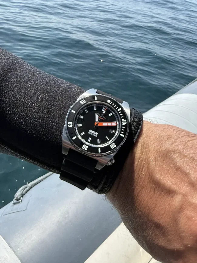 Breil Manta Seeker Automatic 300 Breil Manta Seeker Automatic 300